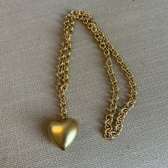 Roxanne Assoulin Gold Heart Necklace - Picture 6 of 6